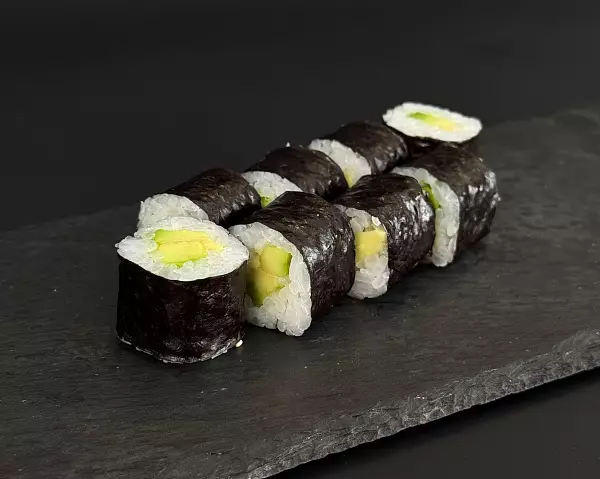 Маки с авокадо