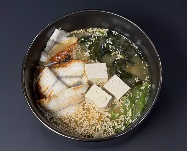 Мисо суп с угрем